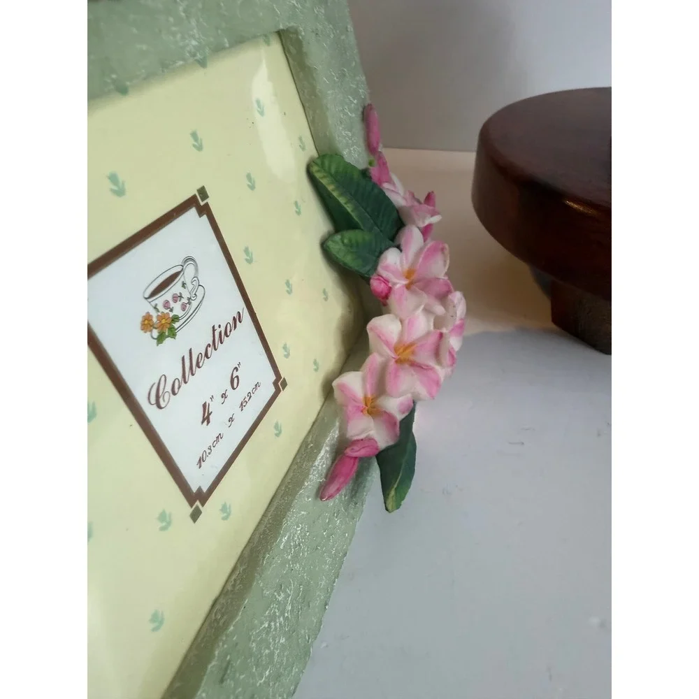 Vintage Hawaii Picture Frame Set Aloha Turtle Plumeria Maui Souvenir Frames